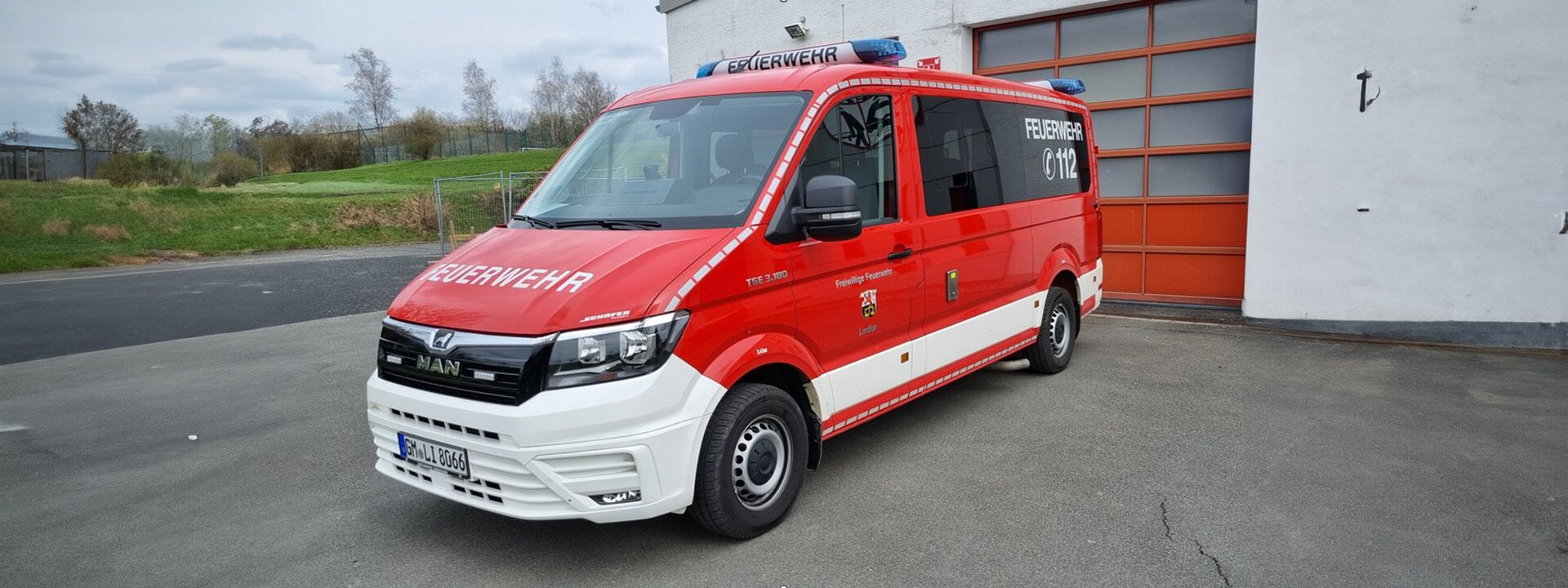Fahrzeug Mannschaftstransportfahrzeug MTF Freiwillige Feuerwehr der Gemeinde Lindlar