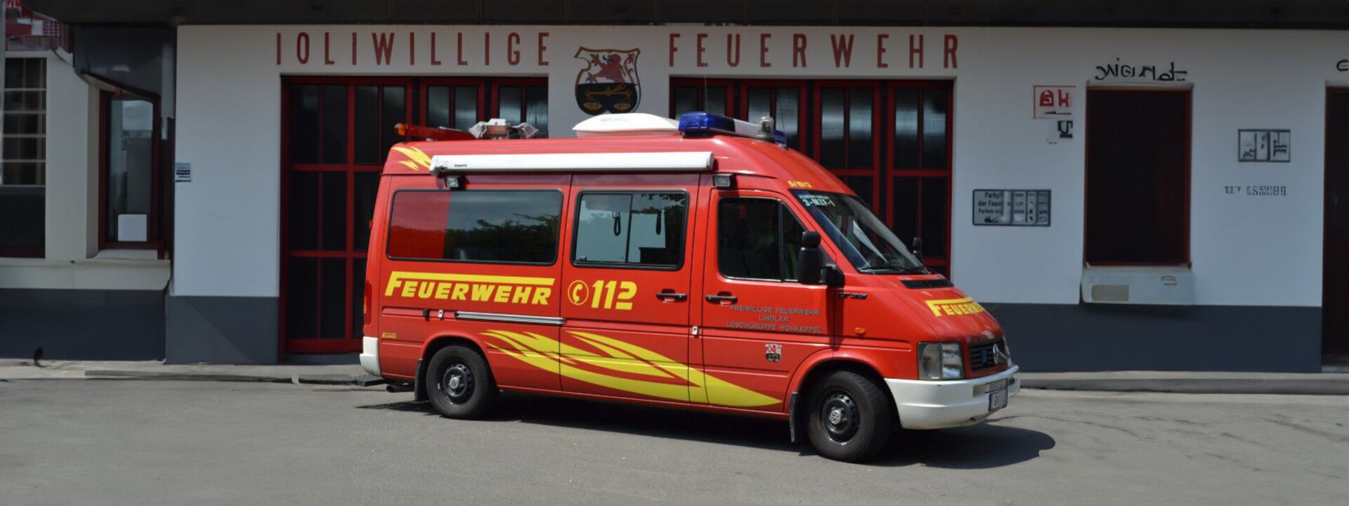 Fahrzeug Mehrzweckfahrzeug MZF Freiwillige Feuerwehr der Gemeinde Lindlar